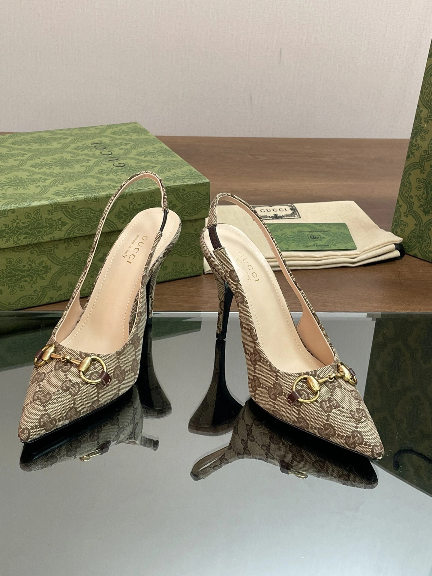 &COCO-- 6u33i 782628 2HK80 9763 sheepskin Heel height：10.5CM item:D-X047H2879